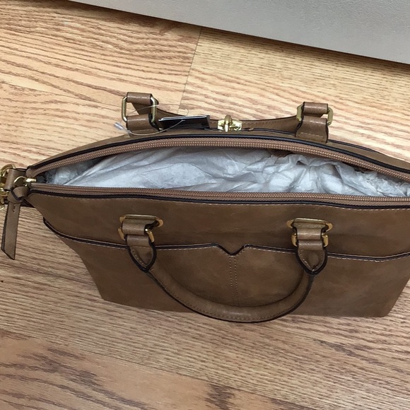 Taupe purse,BUENO collection - Picture 3 of 3